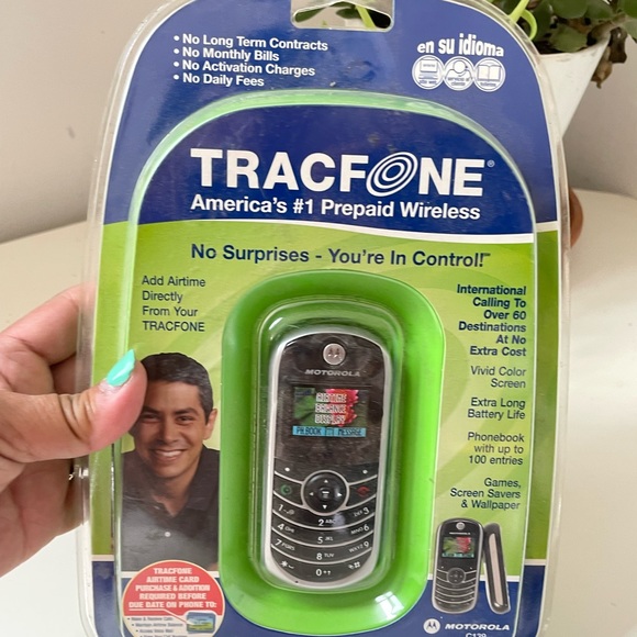Tracfone - Picture 3 of 5